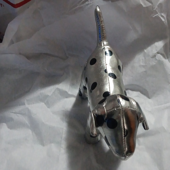 Silver Vs puppy! - Picture 2 of 4